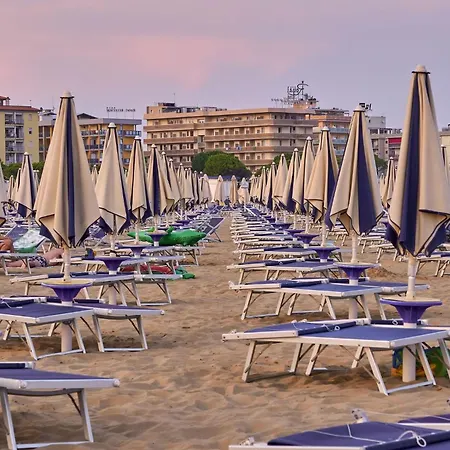 Modern In The Heart Of Apartman Bibione